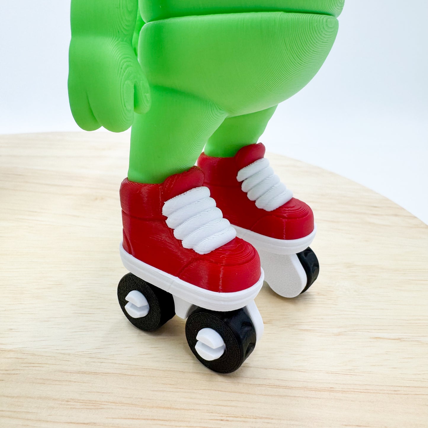 Alien on Roller Skates 3D Printed Figurine