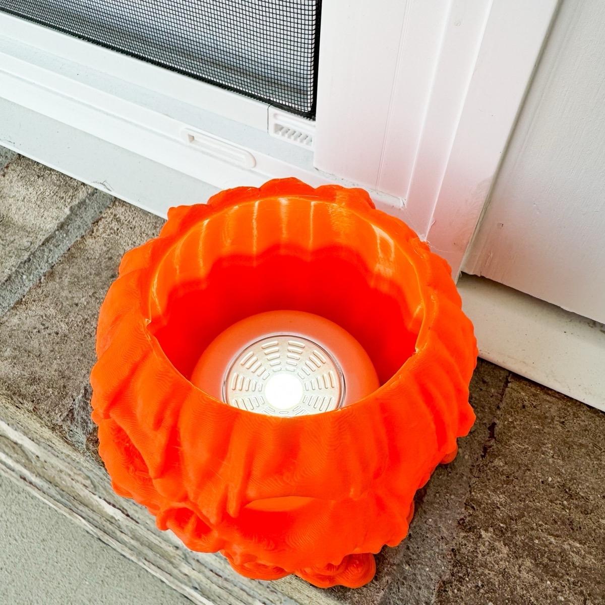 3D Printed Light Up Melting Jack-o'-lantern Pumpkin Decoration - Halloween Decor