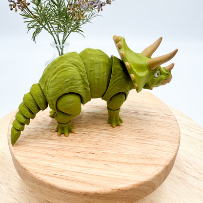 Realistic 3D Printed Triceratops Dinosaur